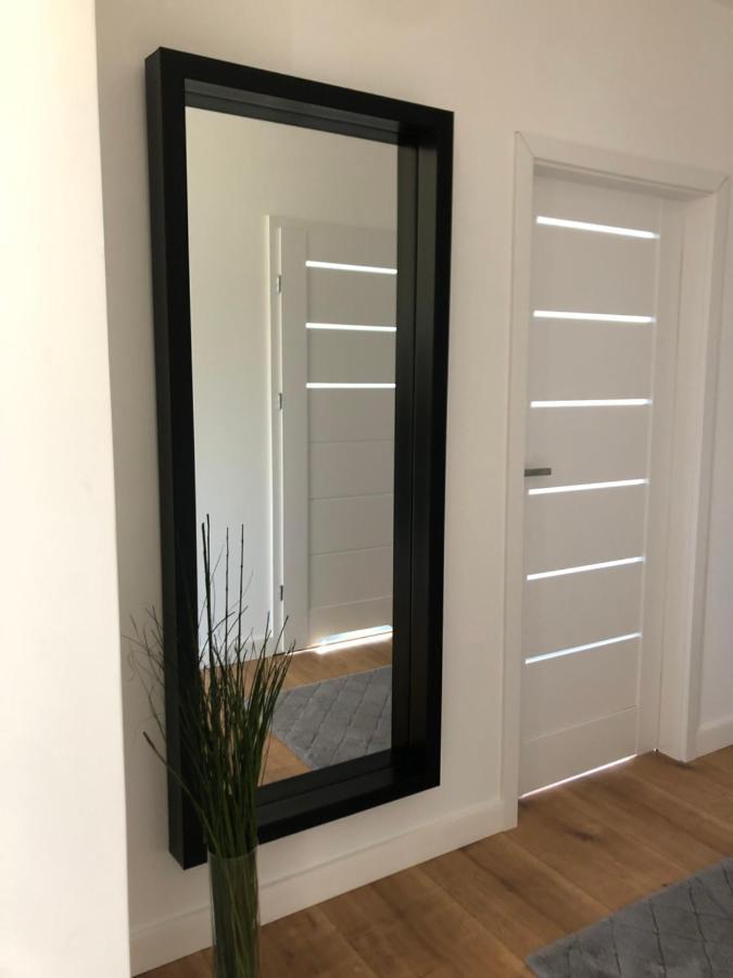 ויילה Apartament Aleksandra We Wielu Z Widokiem Na Jezioro מראה חיצוני תמונה
